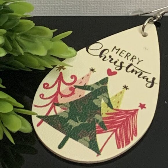 Christmas Earring, Christmas Tree Earring, Holiday Earring, Gift Idea, Tree - Picture 2 of 6